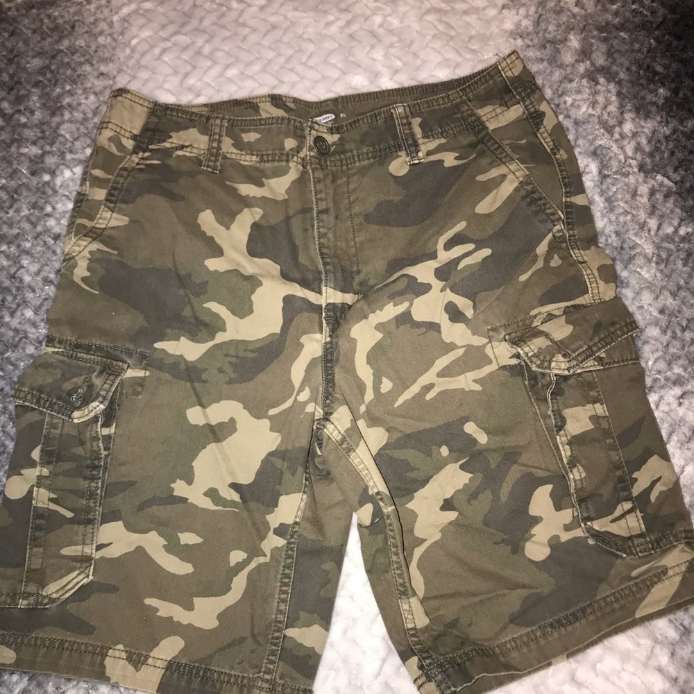 Camo Cargo shorts